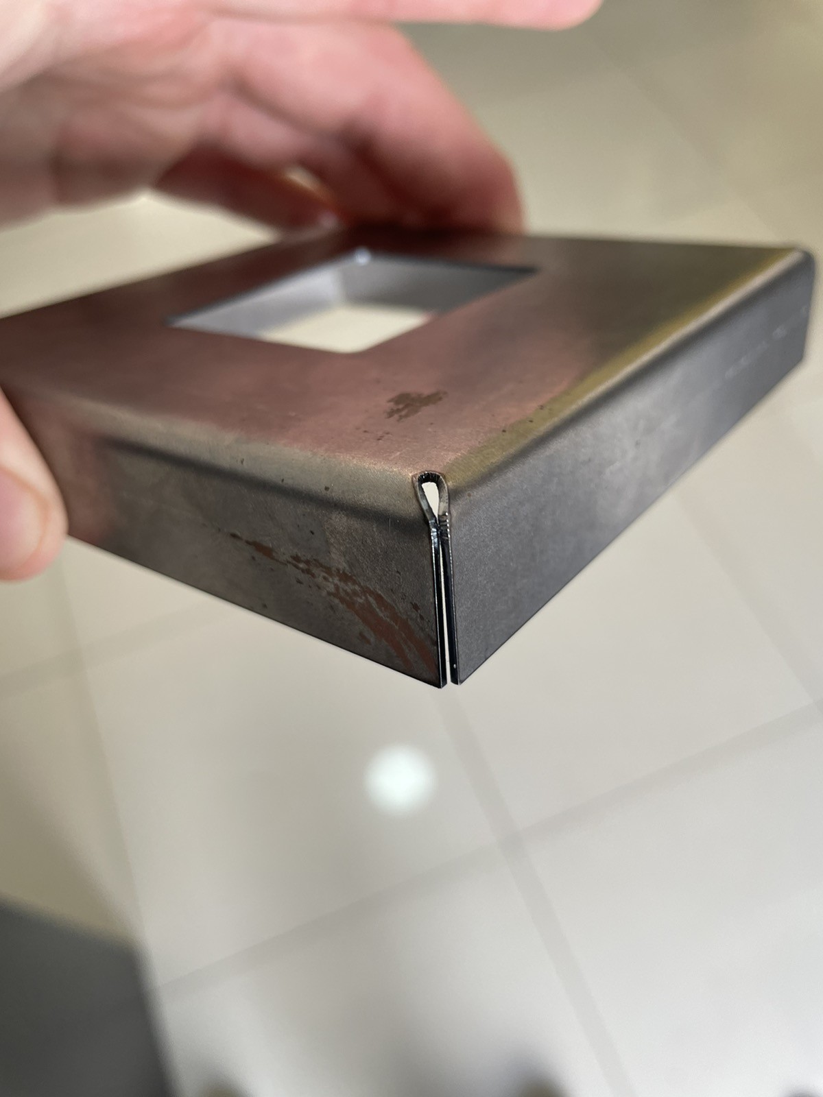 Lasersko rezanje i montaža metalnih konstrukcija
